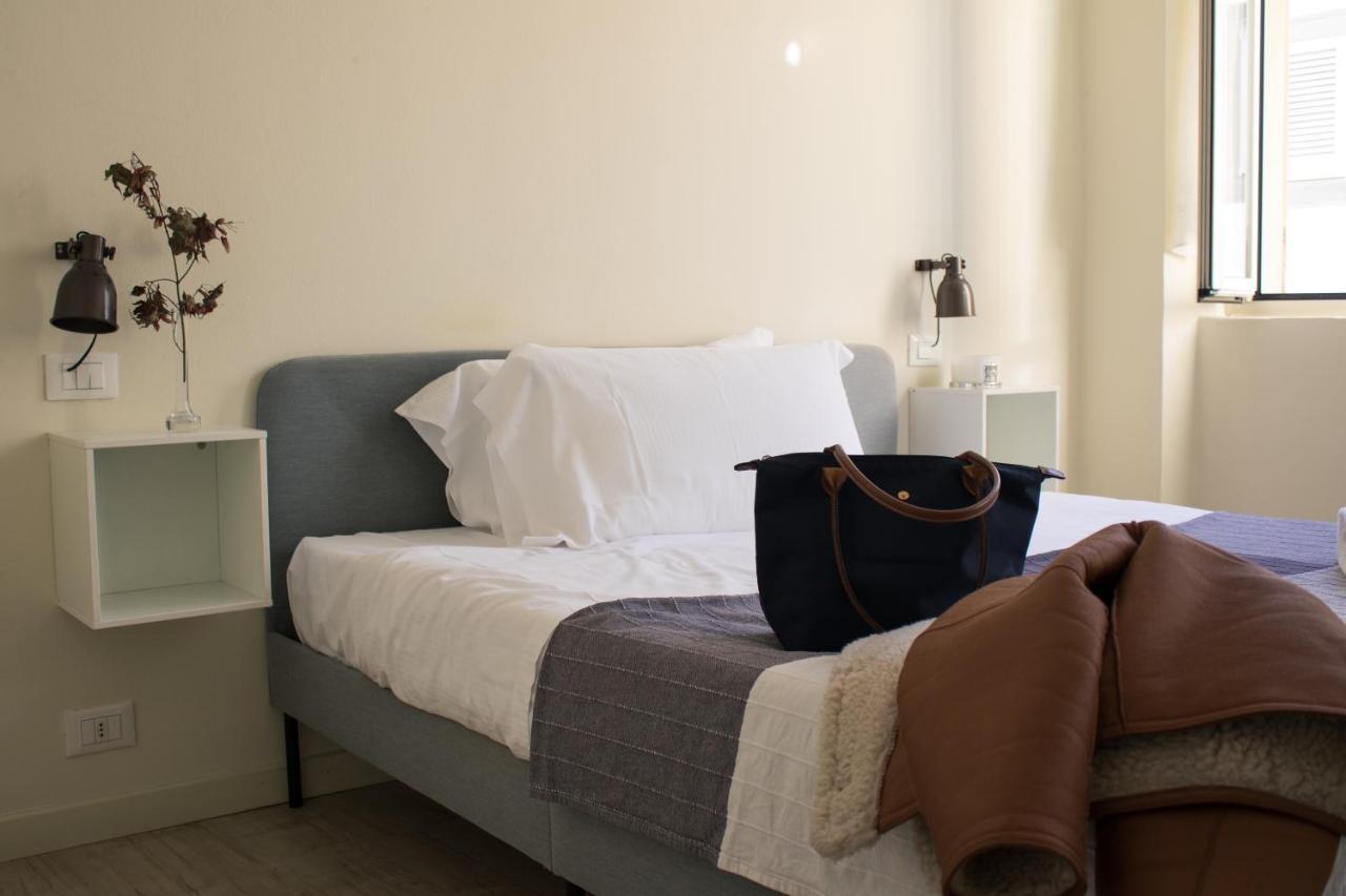 Nur 2 Casa Vacanze Bergamo Via Pignolo Bagian luar foto